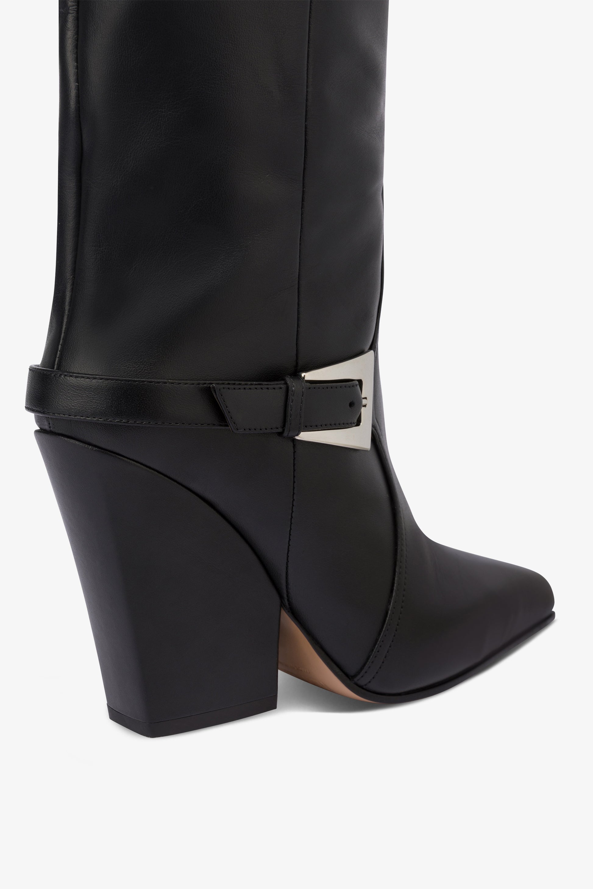 Bottes en cuir noir