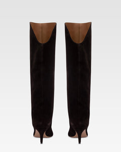 Boots in ebony calf suede leather.