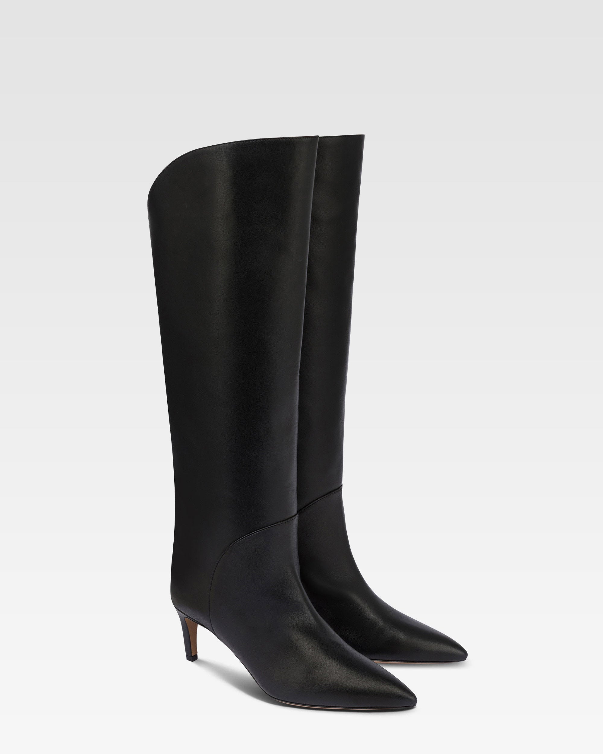 Stivali in pelle nera