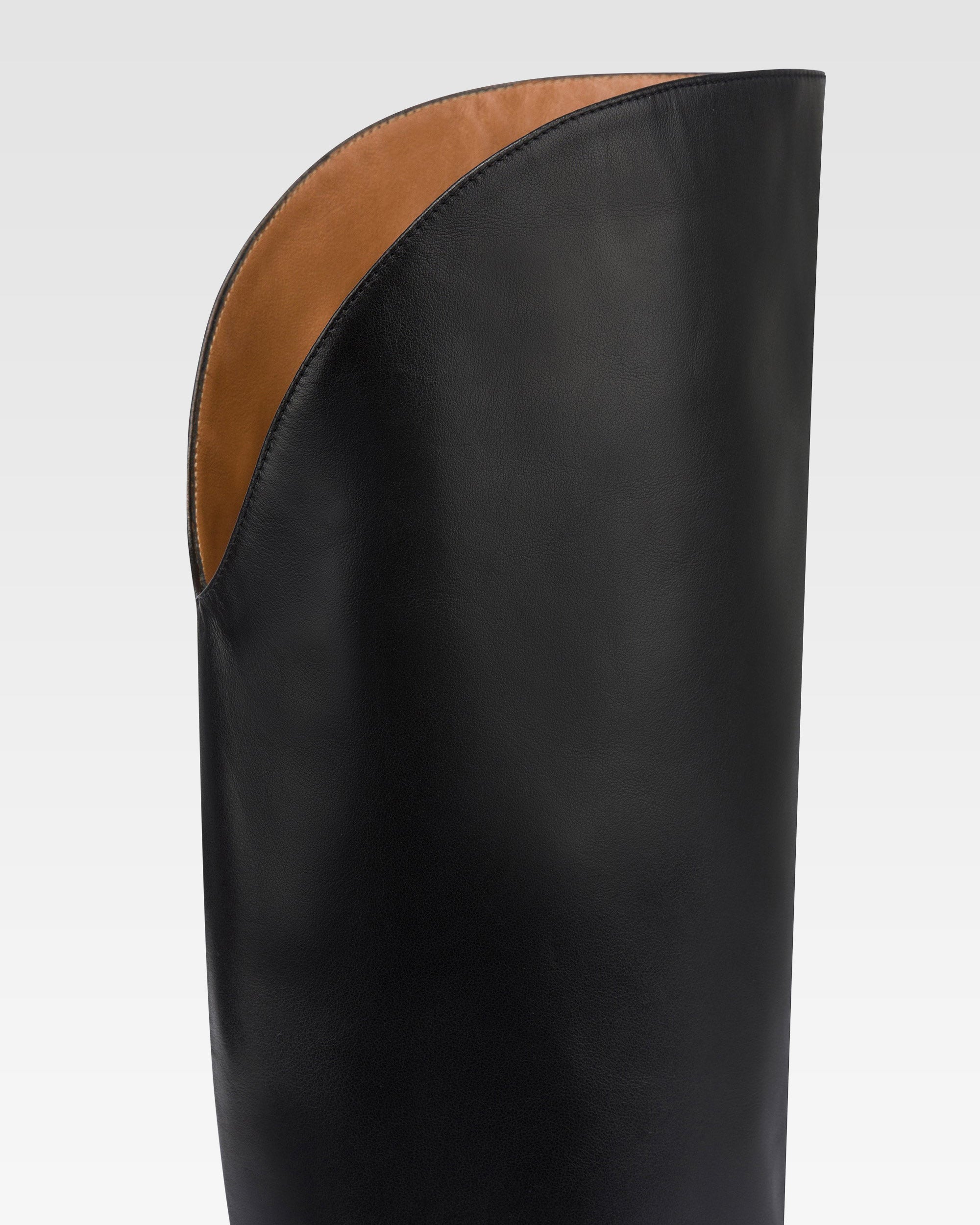 Stivali in pelle nera