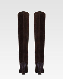 Boots in chocolate calf suede leather with lizard print leather heel