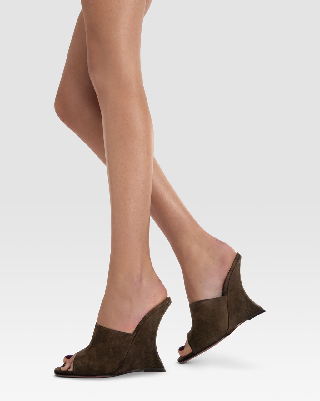 Sabots in ebony calf suede leather