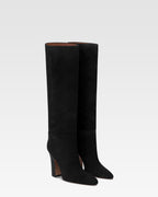 Stiefel aus schwarzem Kalbsveloursleder