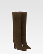 Botas de ante de becerro color ebano