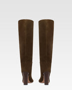 Botas de ante de becerro color ebano