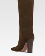 Botas de ante de becerro color ebano