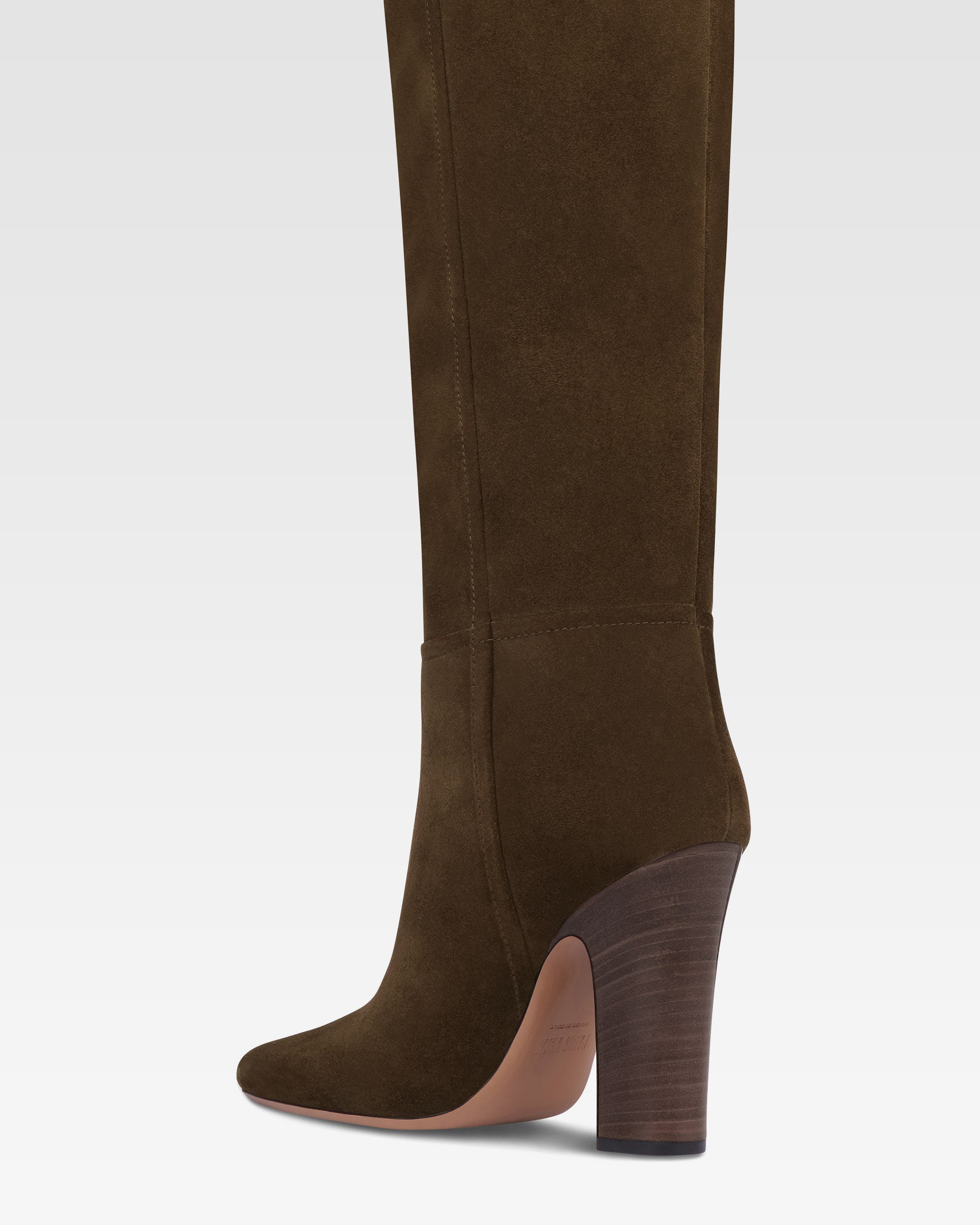 Botas de ante de becerro color ebano