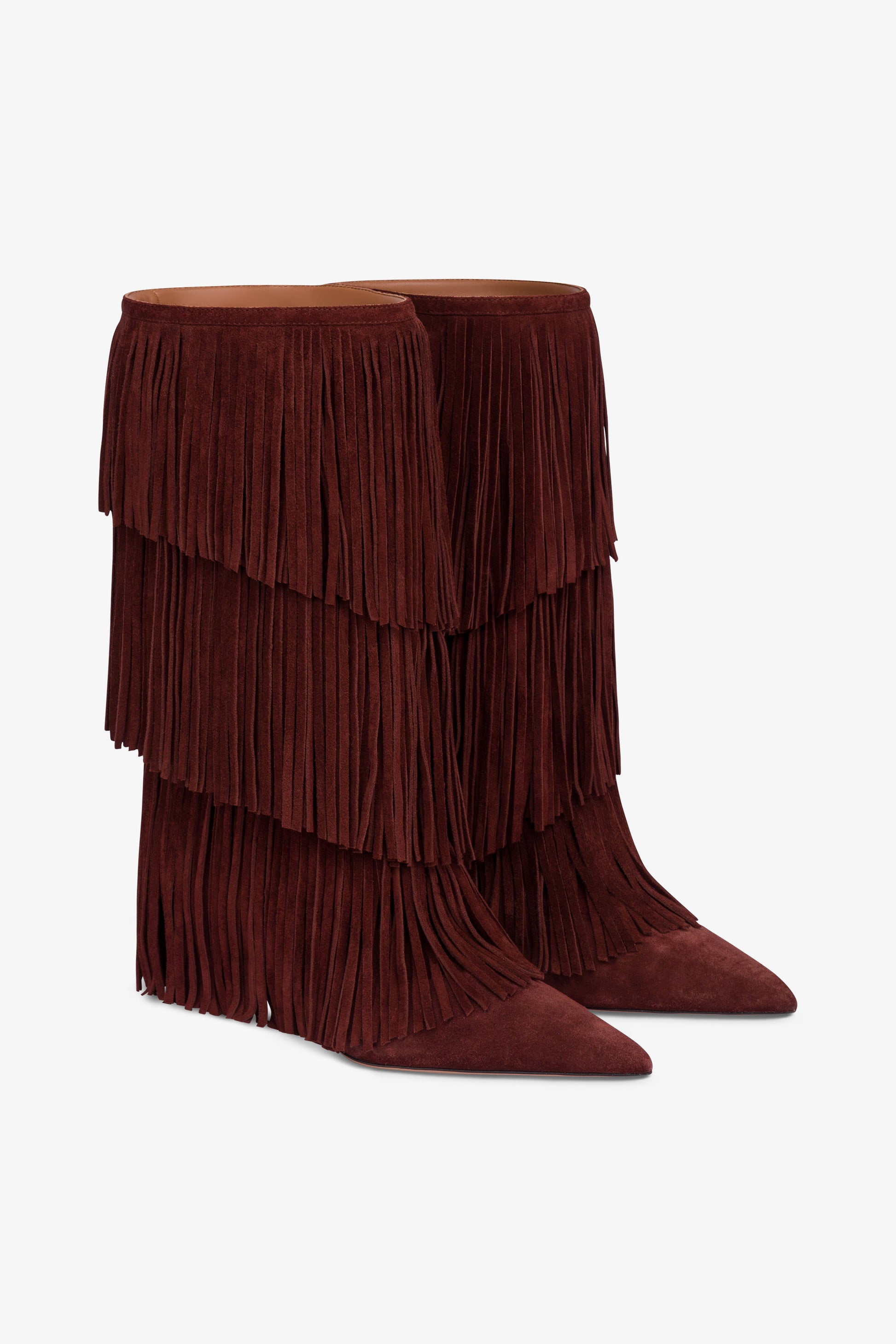 Boots in mahogany suede leather