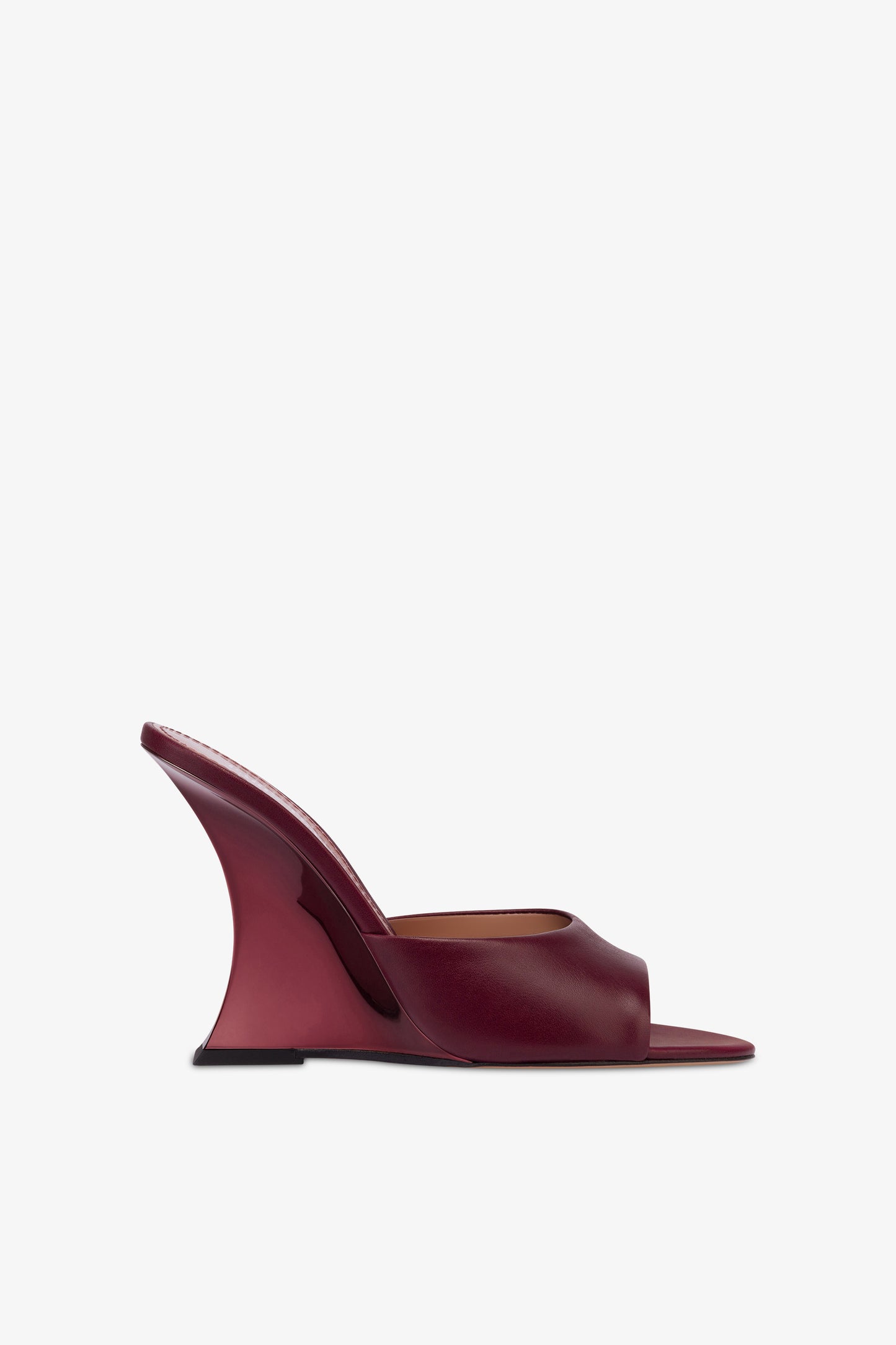 Mules in rouge noir leather