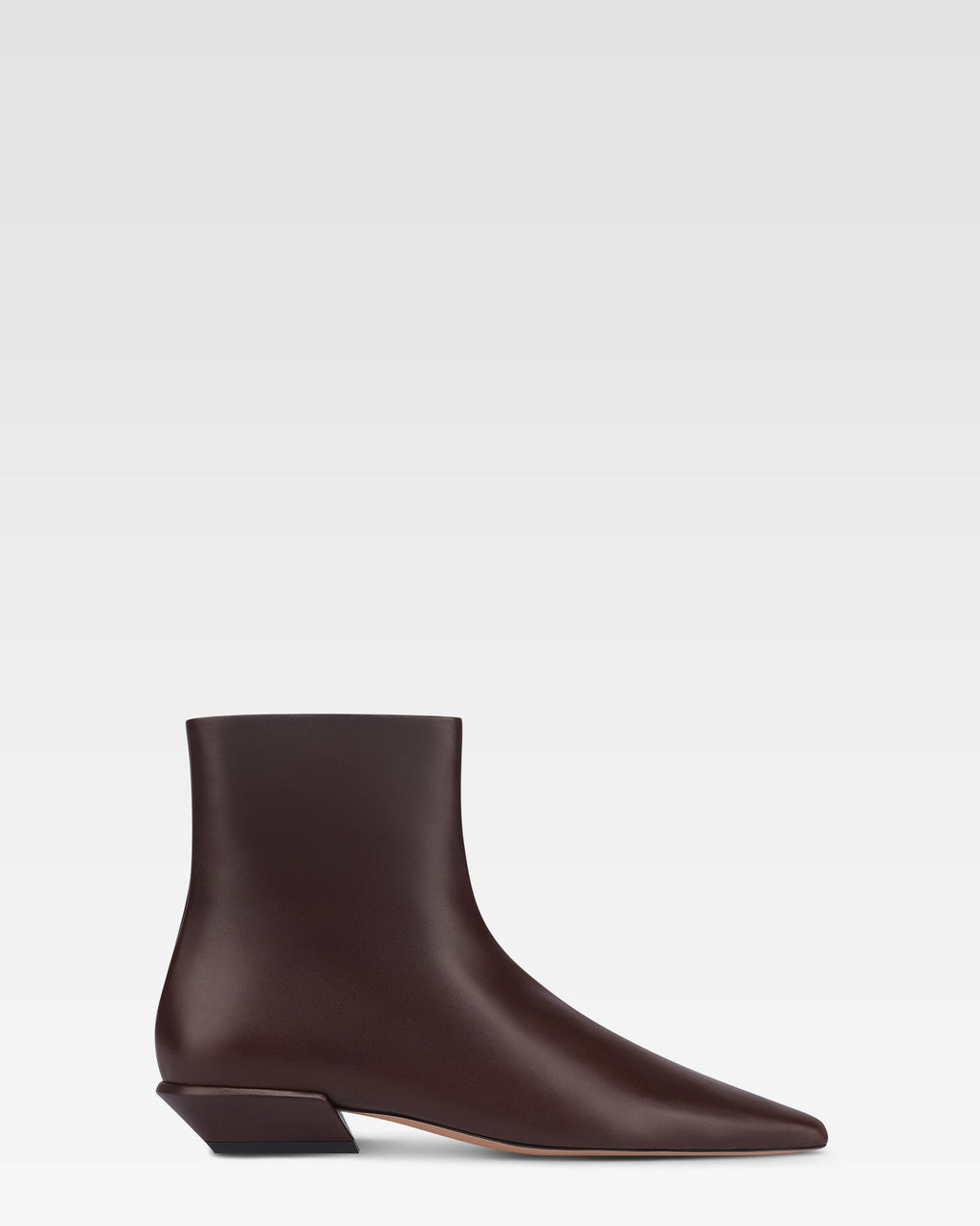 Ankle boots in mocha calf leather