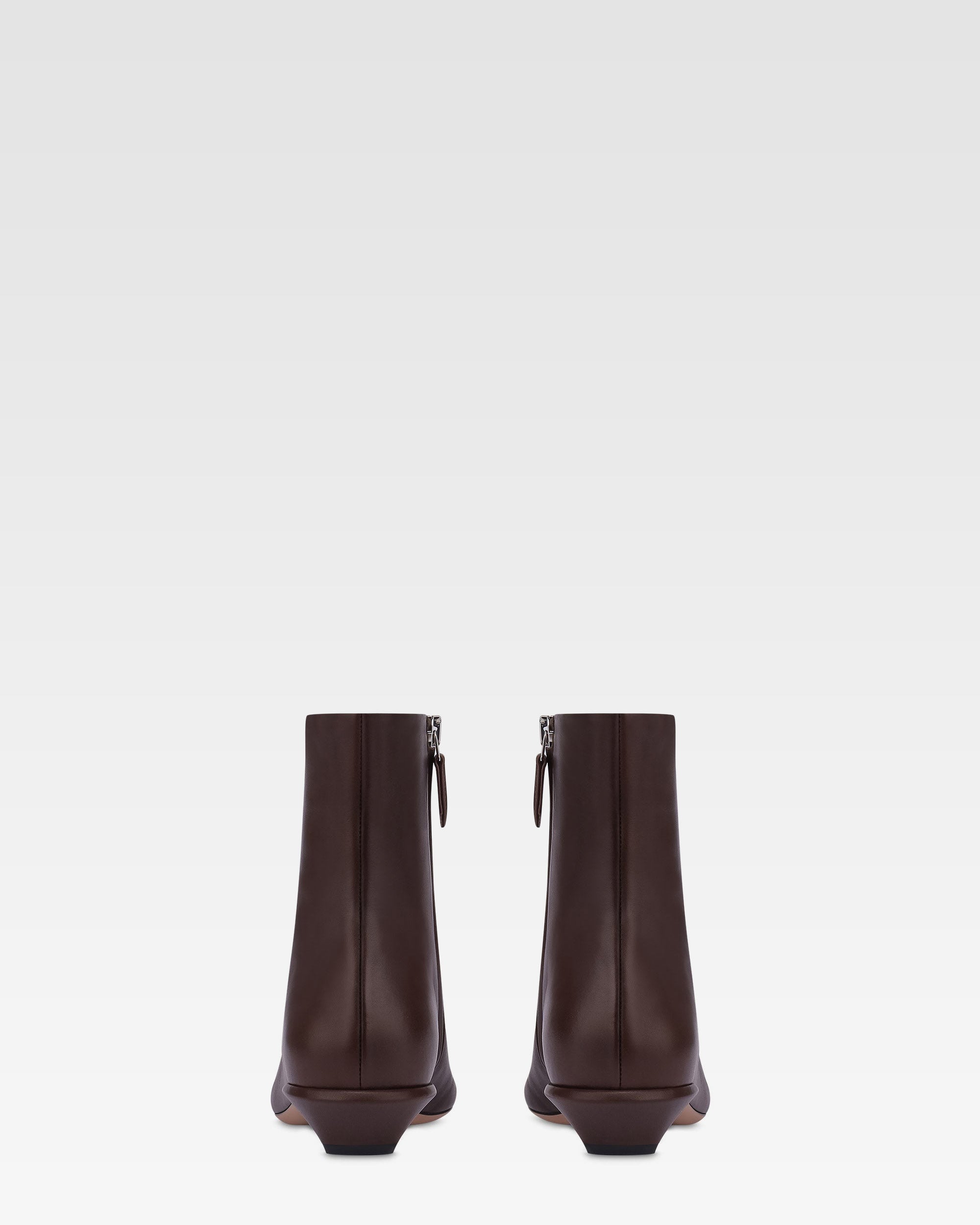 Ankle boots in mocha calf leather