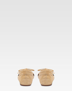 Mocassini in camoscio color ecru