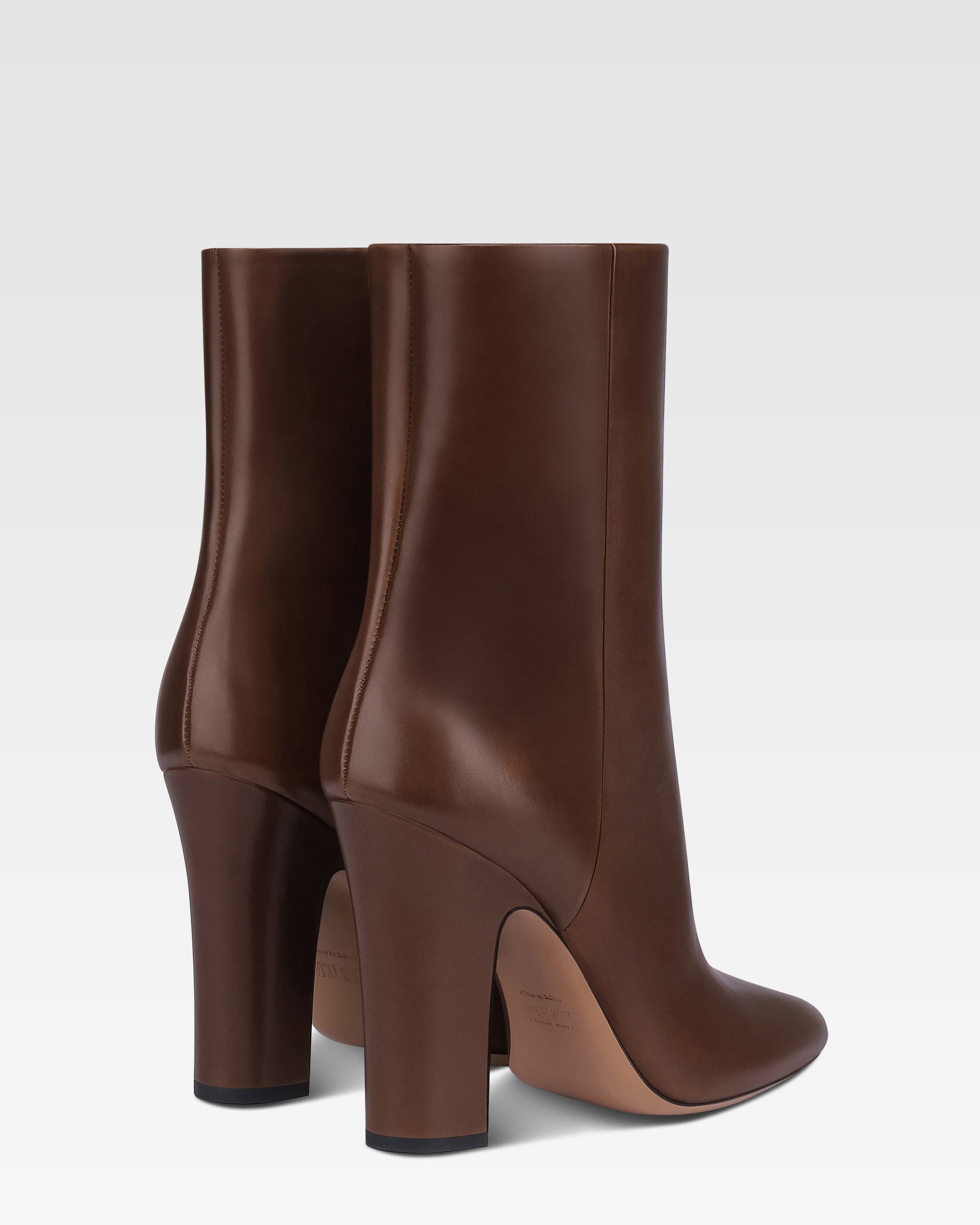 Ankle boots in ebony calf leather