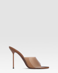 Mules in caramel patent leather — CARAMEL