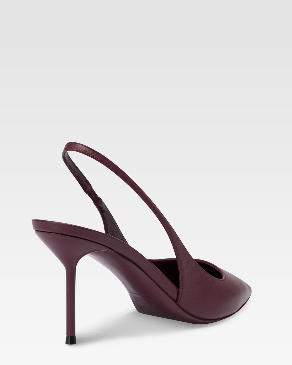 Slingbacks in rouge noir leather