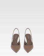 Slingbacks in taupe patent leather