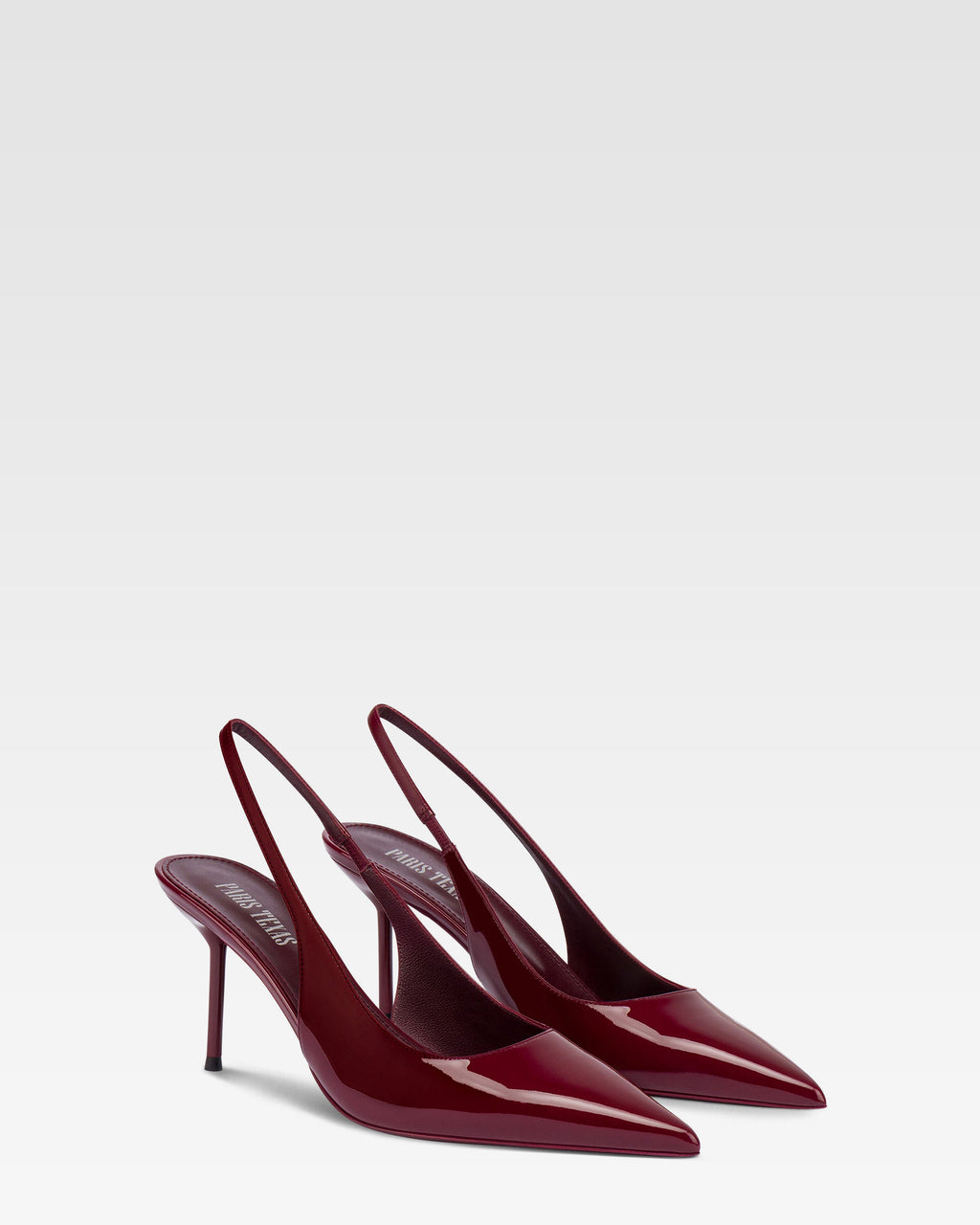 Slingbacks in rouge noir patent leather