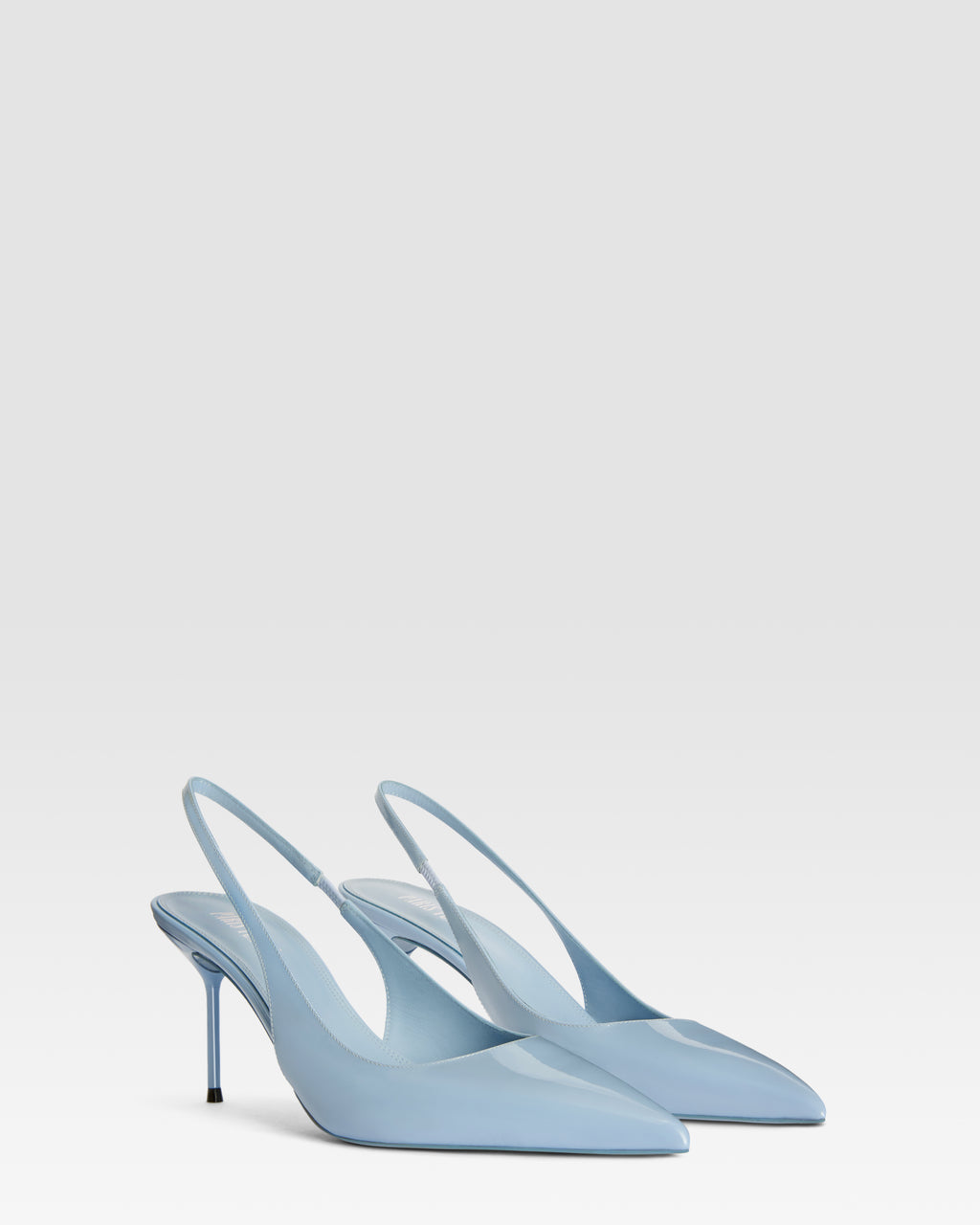 Slingbacks in denim-colored patent leather