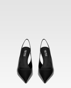Slingbacks in black patent leather