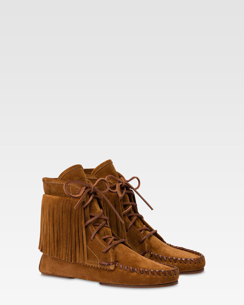Boots in cognac suede leather