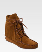 Boots in cognac suede leather