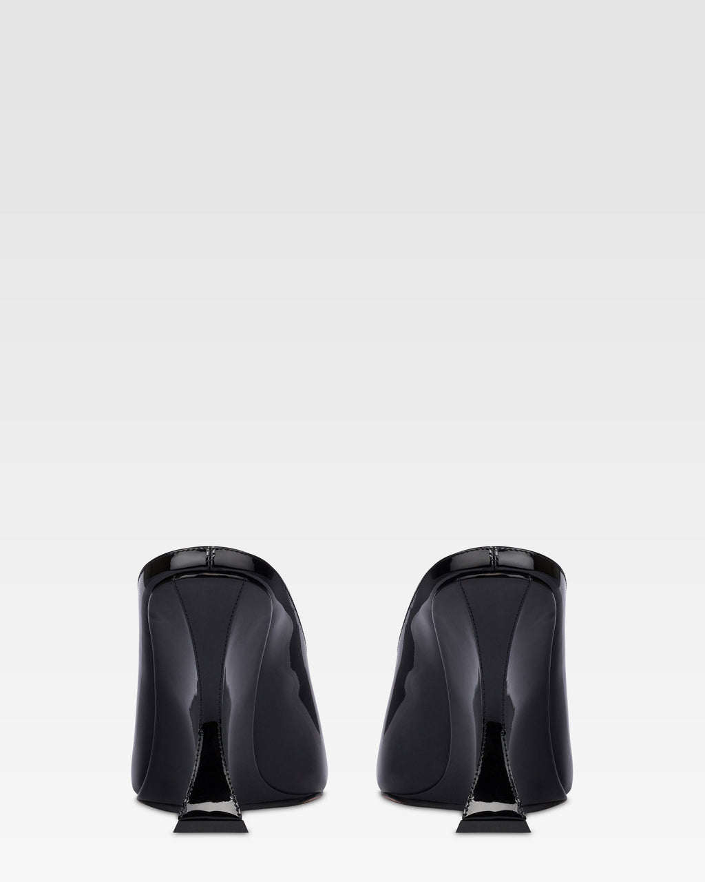 Sabots in vernice nera