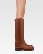 Botas de piel de becerro color tostado