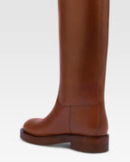 Botas de piel de becerro color tostado