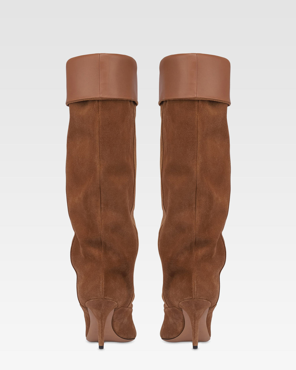 Bottes en cuir suede de veau marron clair