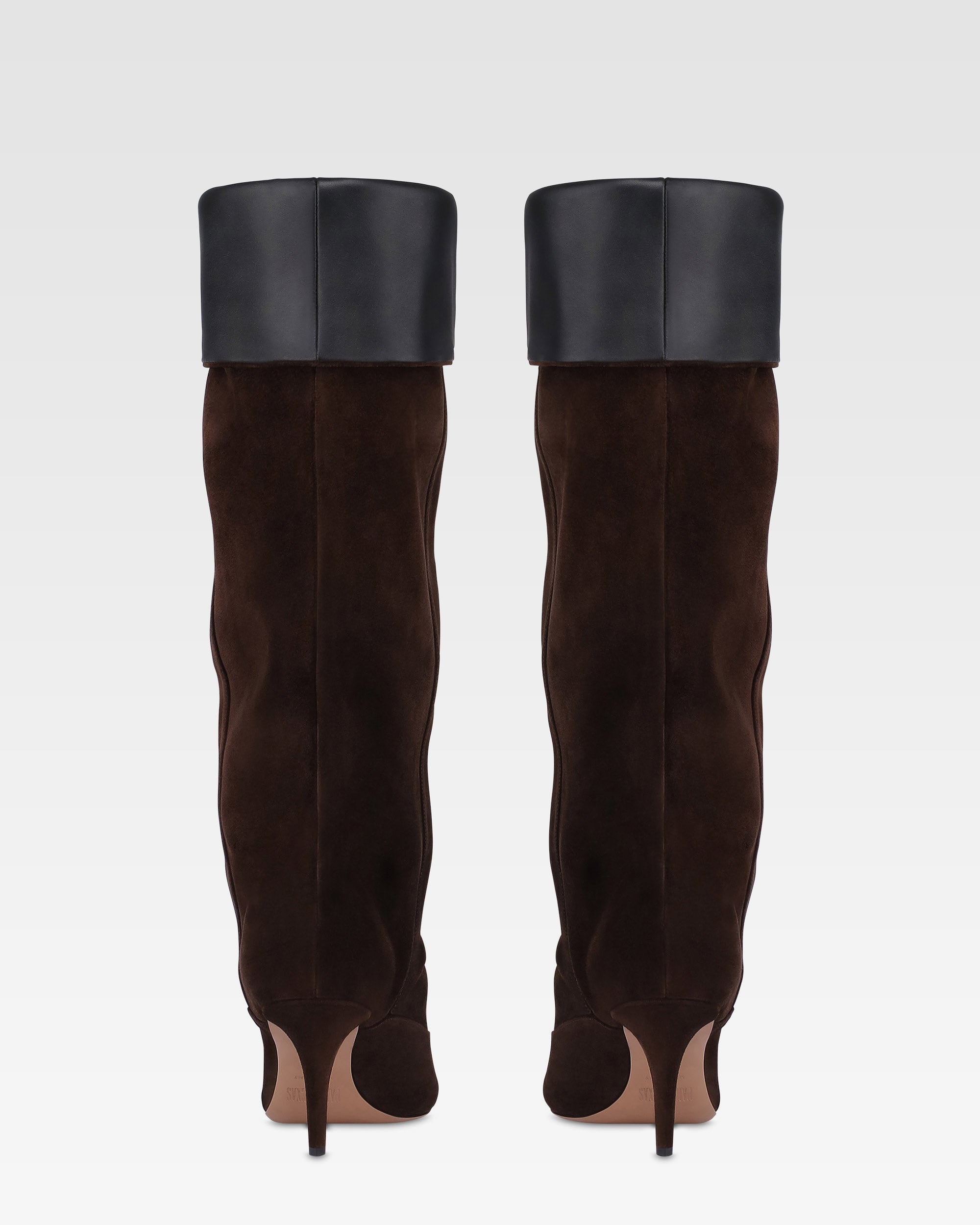 Boots in chocolate calf suede leather