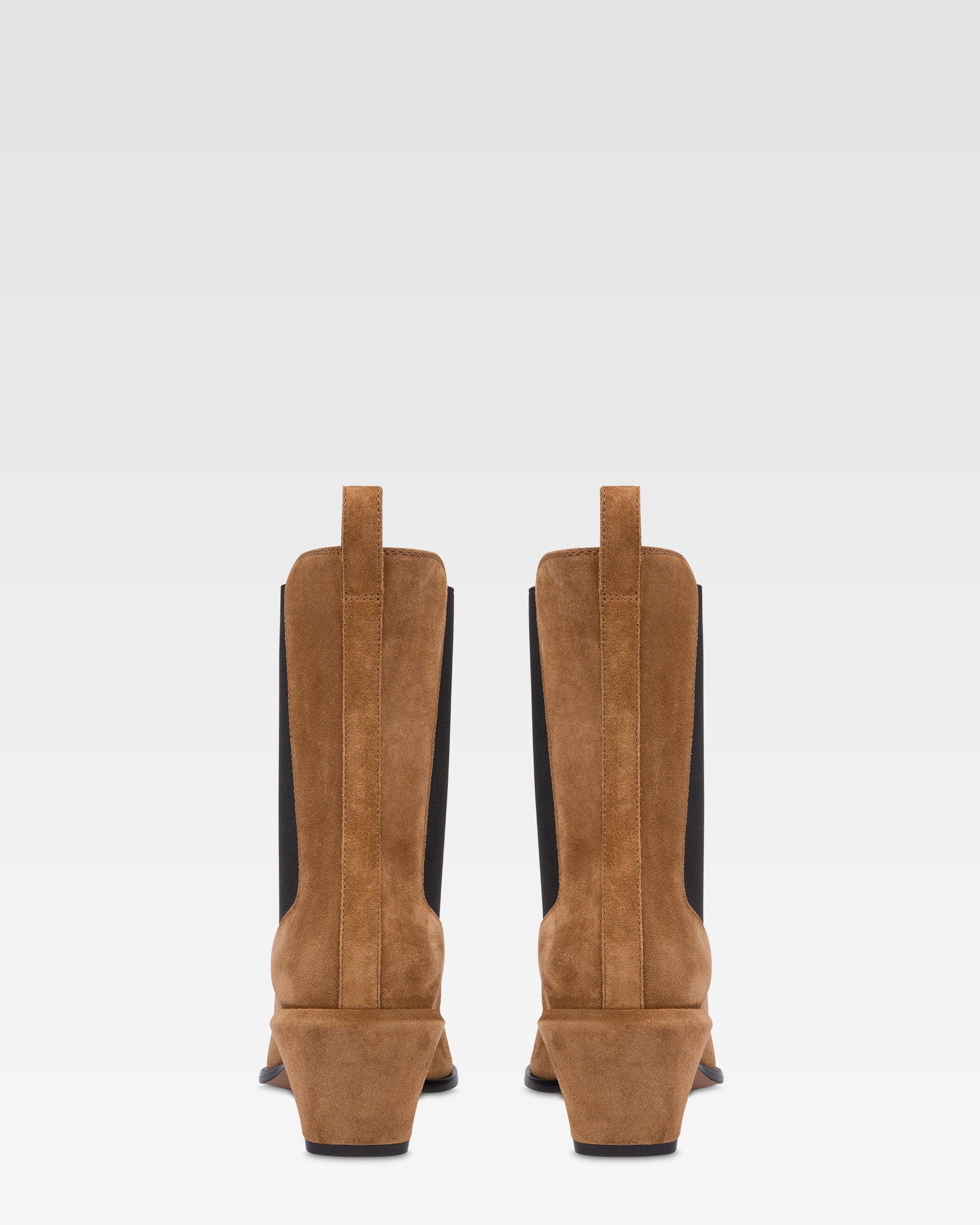 Bottines en cuir suede de veau couleur marron