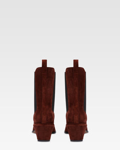 Bottines en cuir suede de veau couleur acajou