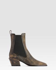 VINTAGE-EFFECT LEATHER ANKLE BOOT