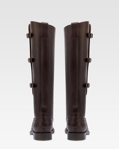 Boots in ebony calf leather with croco-embossed details