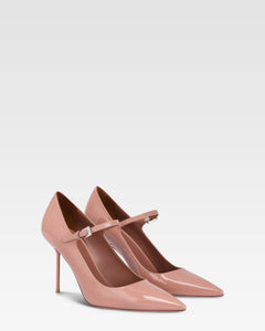 Pumps in dark phard patent leather