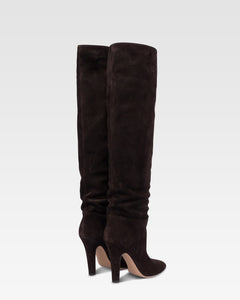 Boots in ebony calf suede leather.