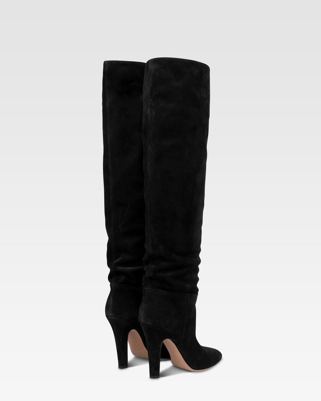 Boots in black calf suede leather.