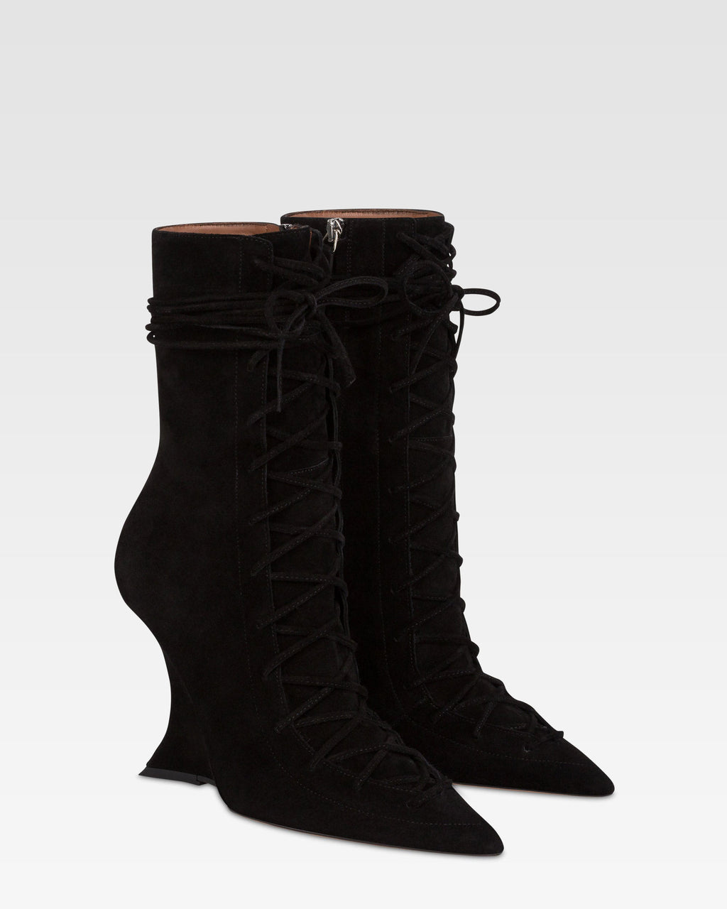 Ankle boots in black calf suede leather.