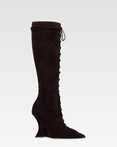 Boots in ebony calf suede leather.
