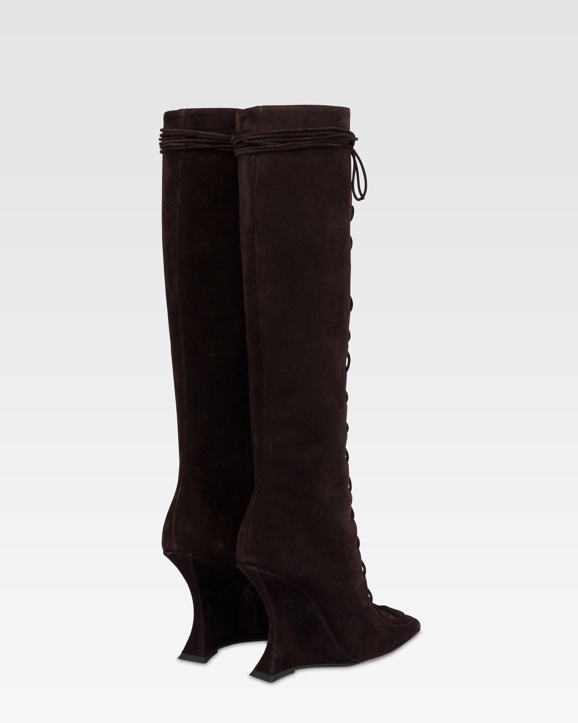 Boots in ebony calf suede leather.