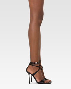 Sandali in raso nero con lacci alla caviglia