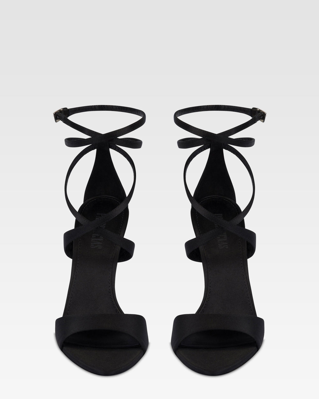 Sandali in raso nero con lacci alla caviglia