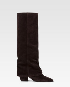 Fold-over boots in ebony calf suede leather.