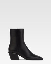 Ankle boots in black calf leather. — Black