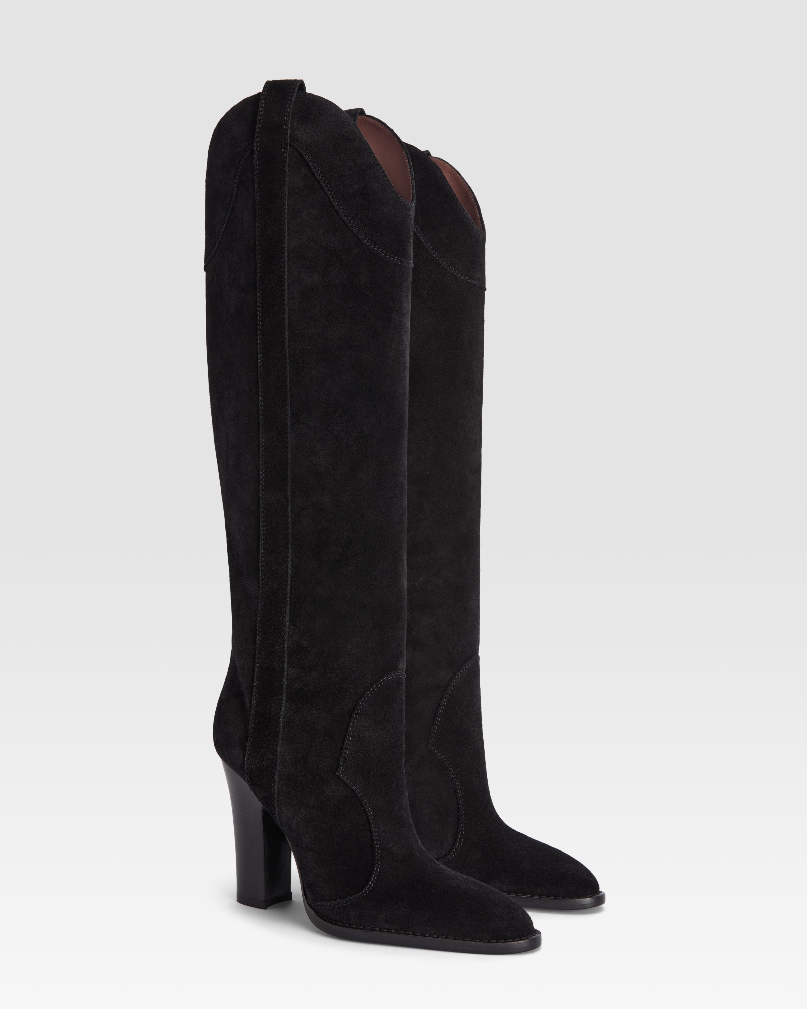Boots in black calf suede leather