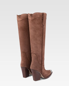 Texanische Stiefel aus dunkelbraunem Kalbsveloursleder