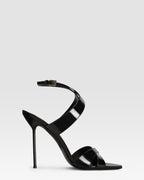 Sandals in black patent leather