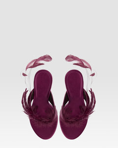 Mule de raso con plumas