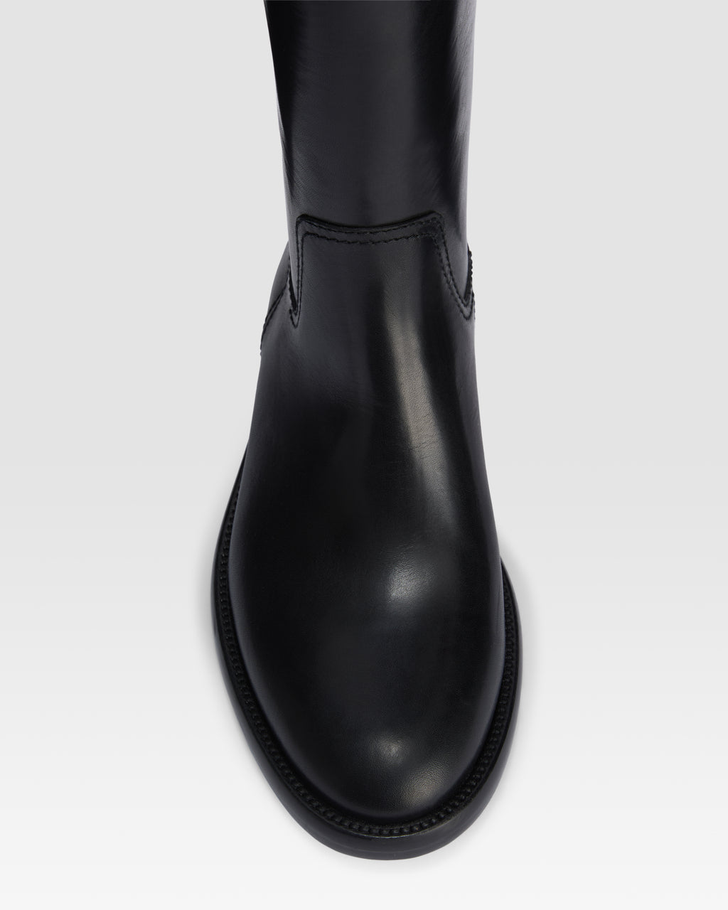 Boots in black calf leather