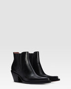Texan ankle boots in shiny black calf leather